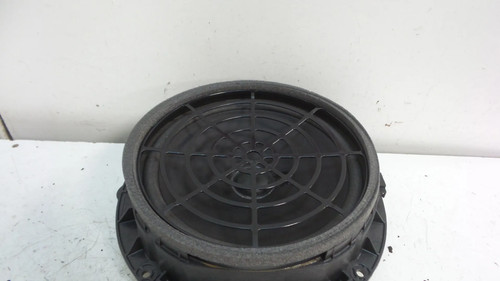 Haut parleur enceinte audi - haut,