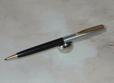 Stylo WATERMAN CF CAPUCHON EN ACIER BROSSE Recharge NEUVE ajustée au stylo V41