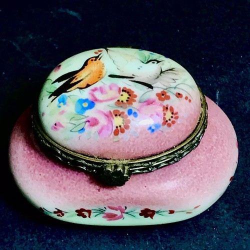 Superbe boite pilulier décor - superbe,
