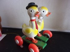 Vintage -- EDUCALUX -- COUPLE D ' OIES - Jouet à tirer