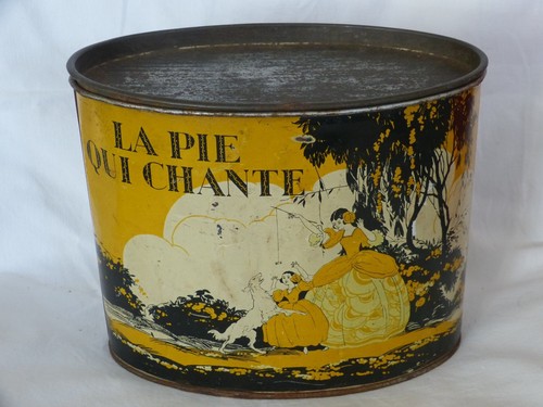 Boite tole pie qui - la,