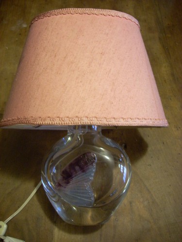 Lampe avec pied signe daum - lampe,