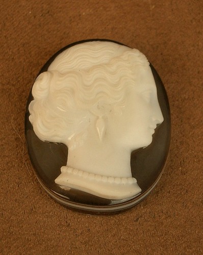Superbe camée sur agate