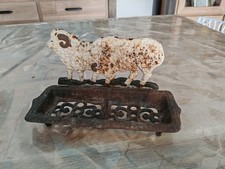 ANCIEN PORTE SAVON EN FONTE