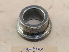 entretoise de roue avant pour