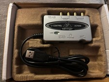 Behringer U-Control UCA202