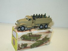 FJ, camion GMC militaire sable avec 10 soldats en plastique,  france jouet