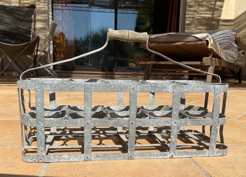 Ancien porte bouteilles - , en