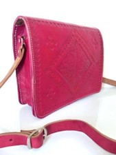 SAC BANDOULIERE NEUF CUIR PLEINE  FLEUR RIGIDE TANNAGE NATUREL BESACE ETHNIQUE