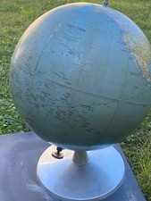 Grand globe terrestre Taride