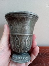 ancien Gobelet étain poinçon fleur de lys