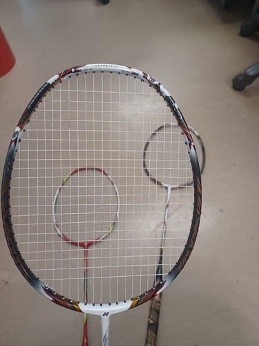 Yonex voltric badminton - voltric,