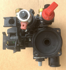 Boite pompe complète pour Chaudière Saunier Duval ThemaFast ( Année 2021 ).