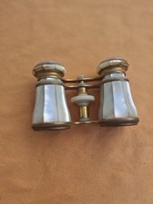 Paire de jumelles anciennes de