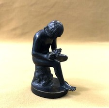 ancien bronze à l'antique Le