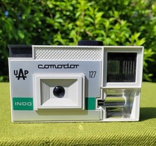 Appareil photo vintage argentique Comodor 127