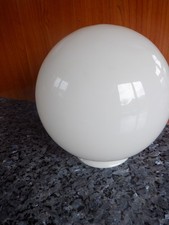 ancien Globe en Opaline Boule