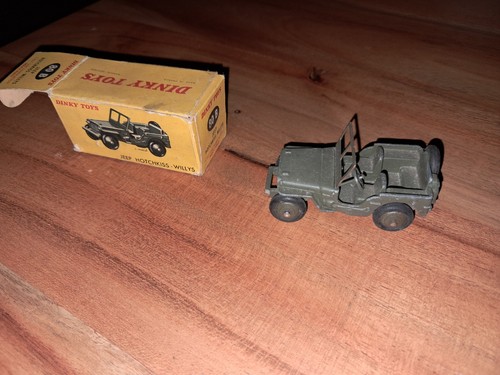Dinky toys jeep - toys,,