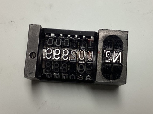 Letterpress numbering machine