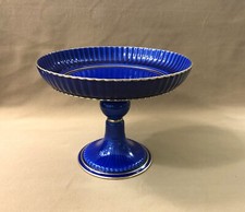 coupe à fruit sur pied en