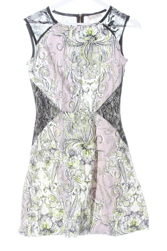 Almari robe dentelle dames - almari,