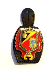 Insigne ( pucelle pompier) Delsart Militaire.