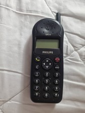 Un téléphone portable Philips acheté en 2000 pour Collection 