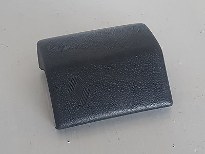 Cache centre volant pour