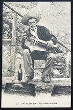 CPA En Morvan, joueur de vielle