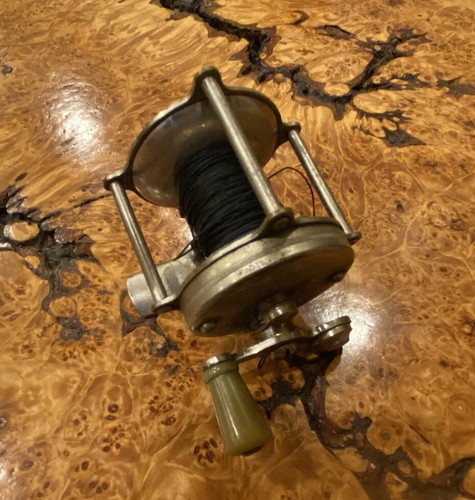 Antique hyndryx casting - "hyndryx" ,
