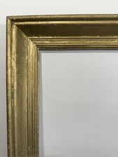 Cadre ancien 10P à moulures dorées Feuillure: 38,5x55 cm Entier: 46x63 cm