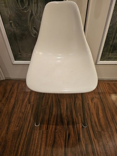 Vintage 1952 eames molded - eames,