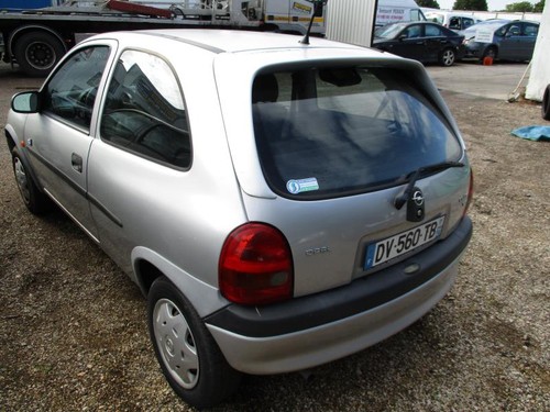Pare choc arriere opel corsa - choc,