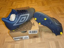 Chaussures football neuves - chaussures,