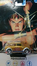 Hot Wheels Alex Ross DC '67 Austin Mini Van Wonder Woman (NG54)