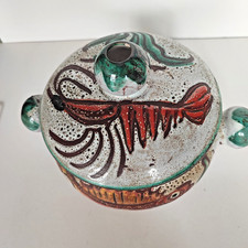 Pot couvert, petite soupière