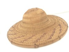 Ancien chapeau de riz asiatique Vietnam Indochine paille rotin raphia Asie