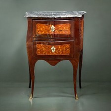 COMMODE SAUTEUSE XVIIIe EPOQUE LOUIS XV EN MARQUETERIE DE FLEURS / DESSUS MARBRE