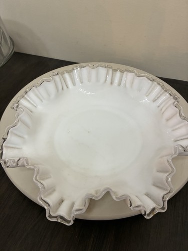 Vtg fenton silver crest - vtg, milk