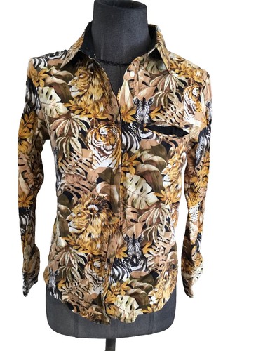 Très belle chemise - très,