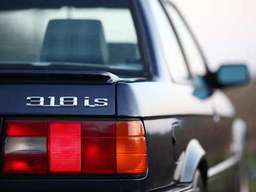 Bmw e30 318is emblème - bmw,