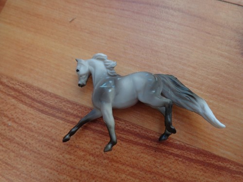 Breyer mini whinnies - mini,