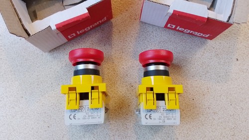 Lot boutons arrêt - x2,