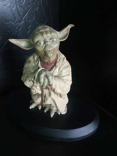 Figurine yoda ultra collector - figurine,