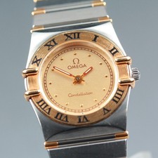 Montre à quartz femme vintage