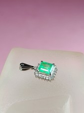 Pendentif Platine Émeraude De