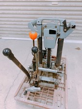 Machine de découpe outil