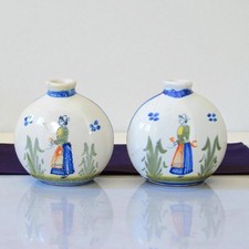 Henriot Quimper. Paire de secouettes en faïence marquées Cimatryl