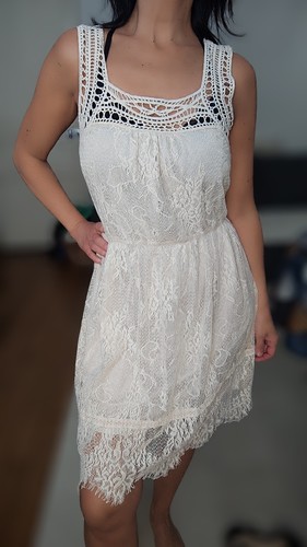 Robe crochet dentelle écrue