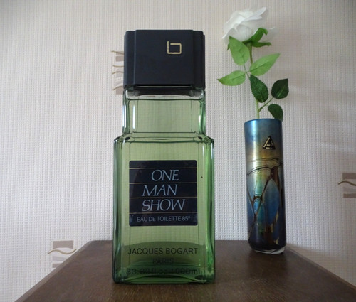 Factice géant eau toilette